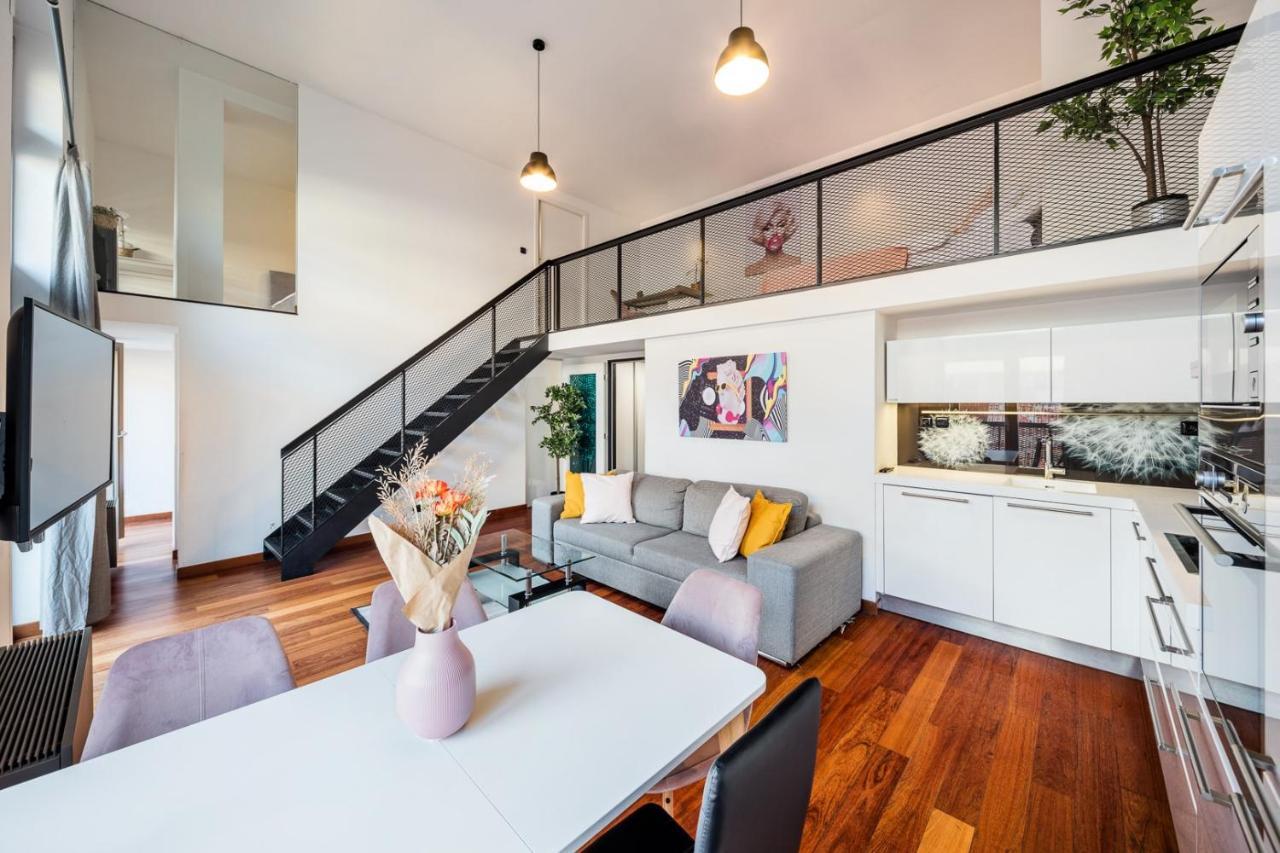 Duplex Apartment With 3 Bedrooms Praha Exteriér fotografie